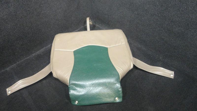 18''x18''x4'' green & tan bottom part to a generic boat seat k/i #50