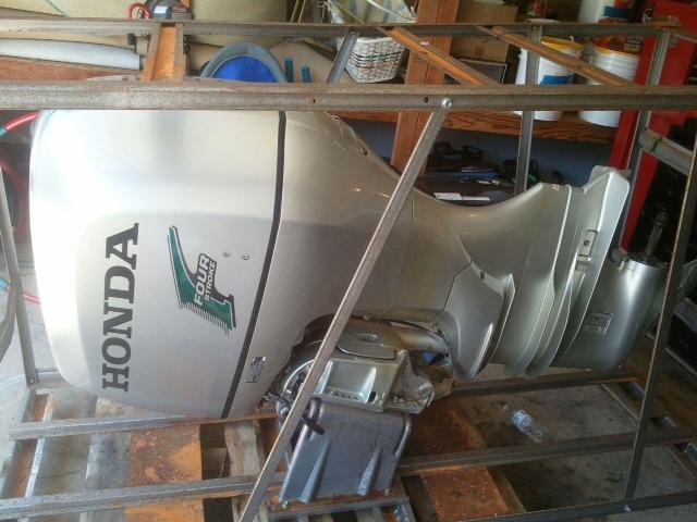 2006 honda 225 outboard boat motor with rigging for double engines