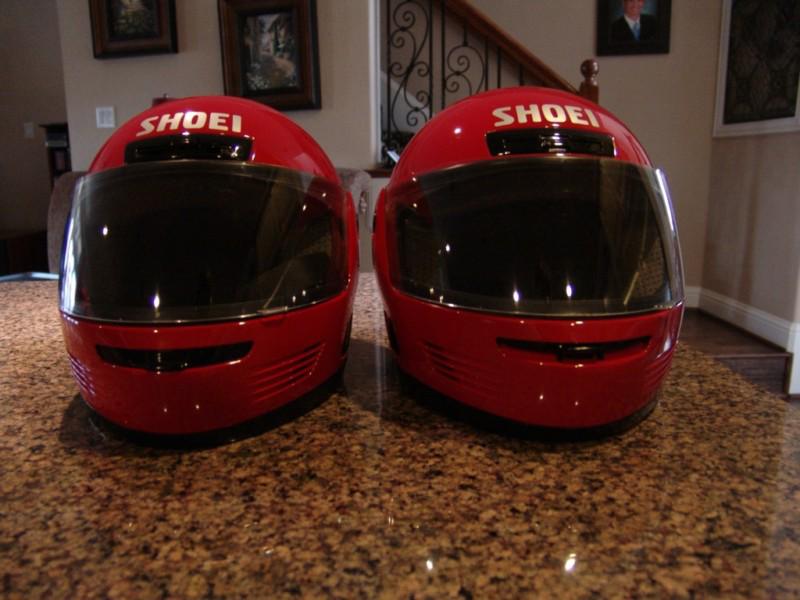 Set of 2 matching shoei duotec helmets