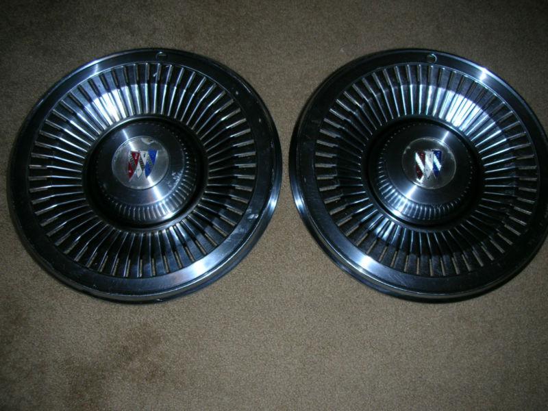 Buick 15" hubcap wheel covers (2) oe electra lesabre estate wagon 
