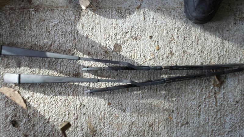 94-98 ford mustang gt windshield wipers used 95 96 97