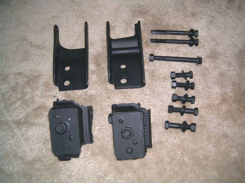 66-72 mopar b-body motor mounts & brackets (383-440)