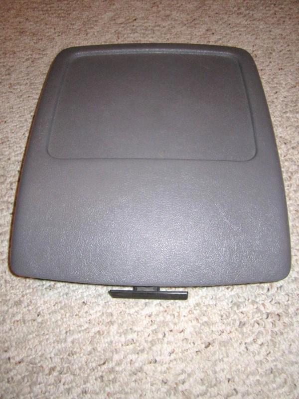 Ford- center console lid cover- lite gray 94 95 96 bronco f150 f250  97 f350 oem