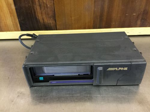 Alpine 6 disc changer - model chm-s601. used.