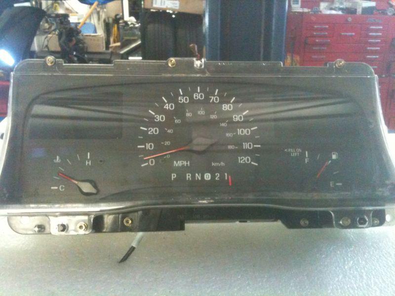 1999 lincoln town car, signature series,cluster,speedometer, buy-now & save $$