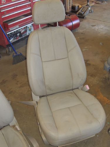 Chevrolet tahoe/gm pickups, front l &amp; r oem tan leather seat