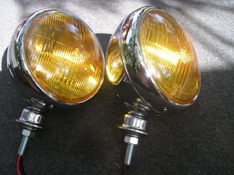 New pair of 12-volt vintage style amber color driving lights !