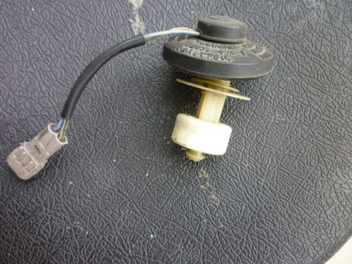 Original 1989-1995 toyota pickup brake master cylinder reservoir filler cap