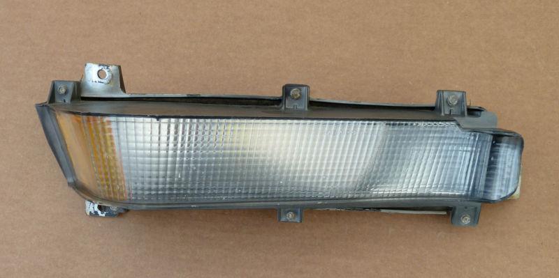 74 75 buick electra limited turn signal parking light rh