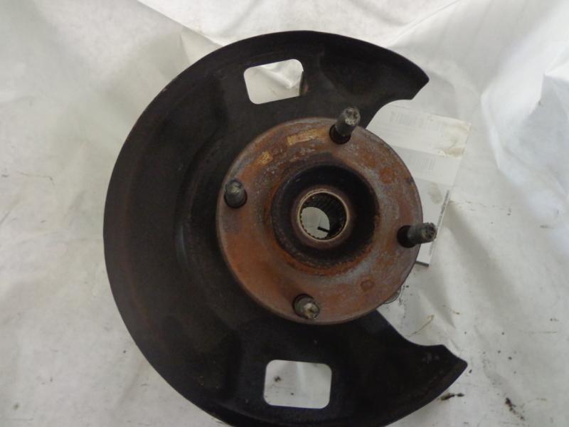 98 99 00 01 nissan altima r. frt spindle/knuckle w/o abs