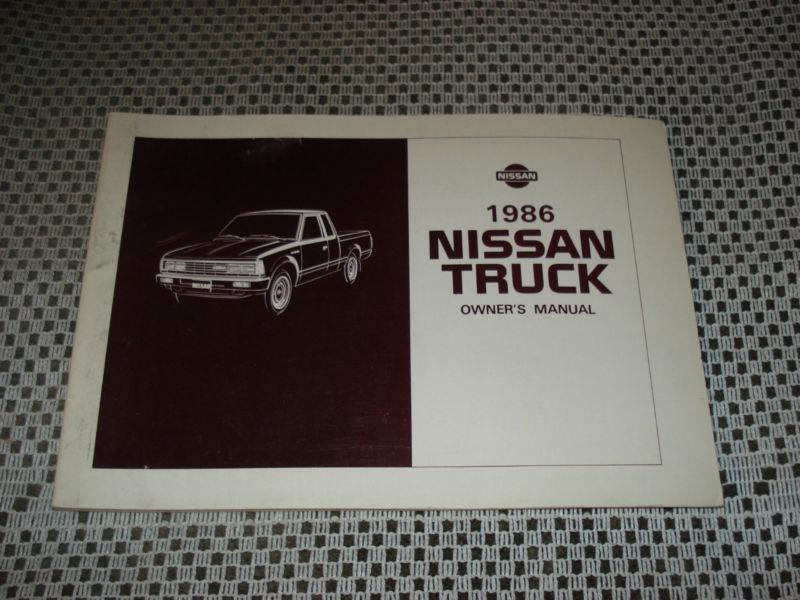 1986 nissan pick-up truck owners manual rare nice original!!!