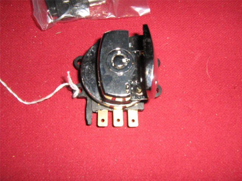 Fatbob round key oem # 71501-93,714313-96 ignition switch harley davidson v twin