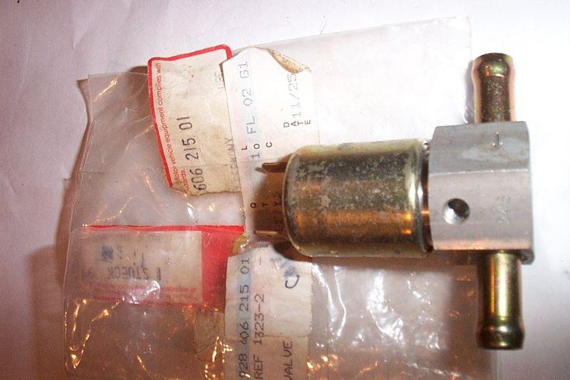 928 porsche a/c bleeder valve new / fits 1978-1984' part # (928 606 215 01)