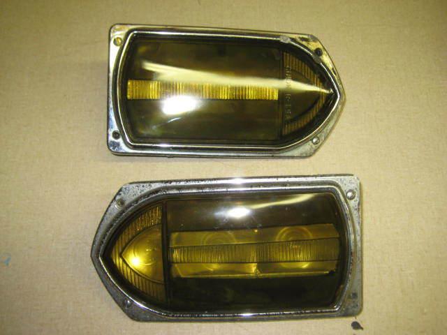 Rare glass vintage pair guide r-t5a arrow turn signal lights flxible bus gmc old