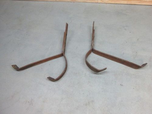 1954 chrysler windsor deluxe front bumper brackets / braces - used condition