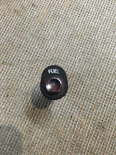 Lincoln mark 8      continental      town car     fuel door  release button