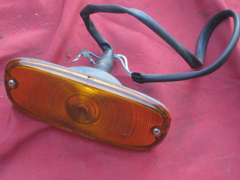 Nos 1958 1959 chevrolet pickup park lamp assembly amber guide f1a-58