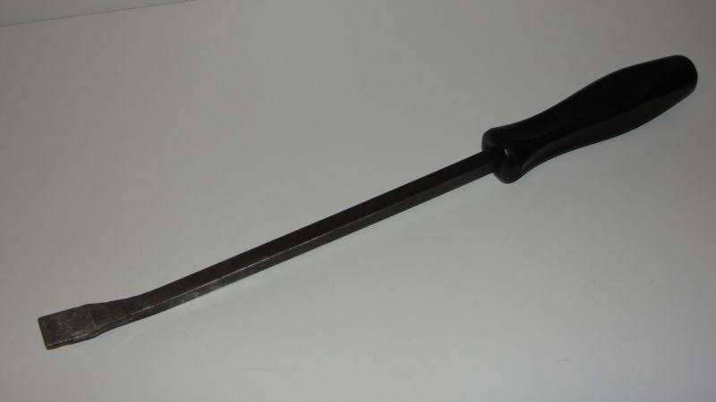 Snap on 18" long prybar  spb18  black hard plastic handle  curved tip pry bar