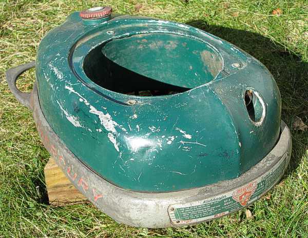Mercury kf5 5hp super 5 gas fuel tank with casting ring excellent!!
