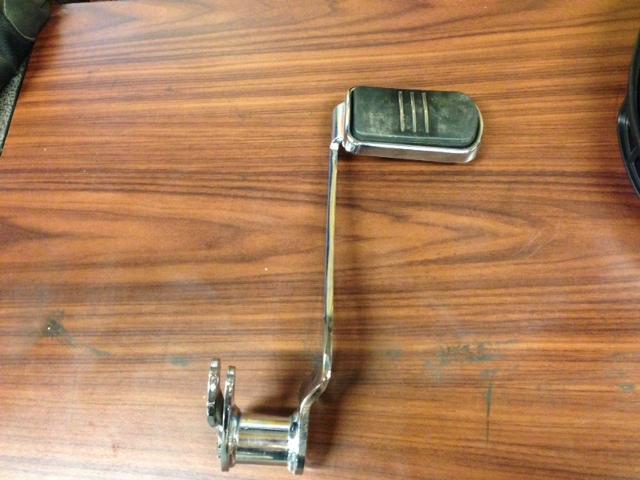 Rear brake control pedal w/pad for harley davidson touring models 2008 and later