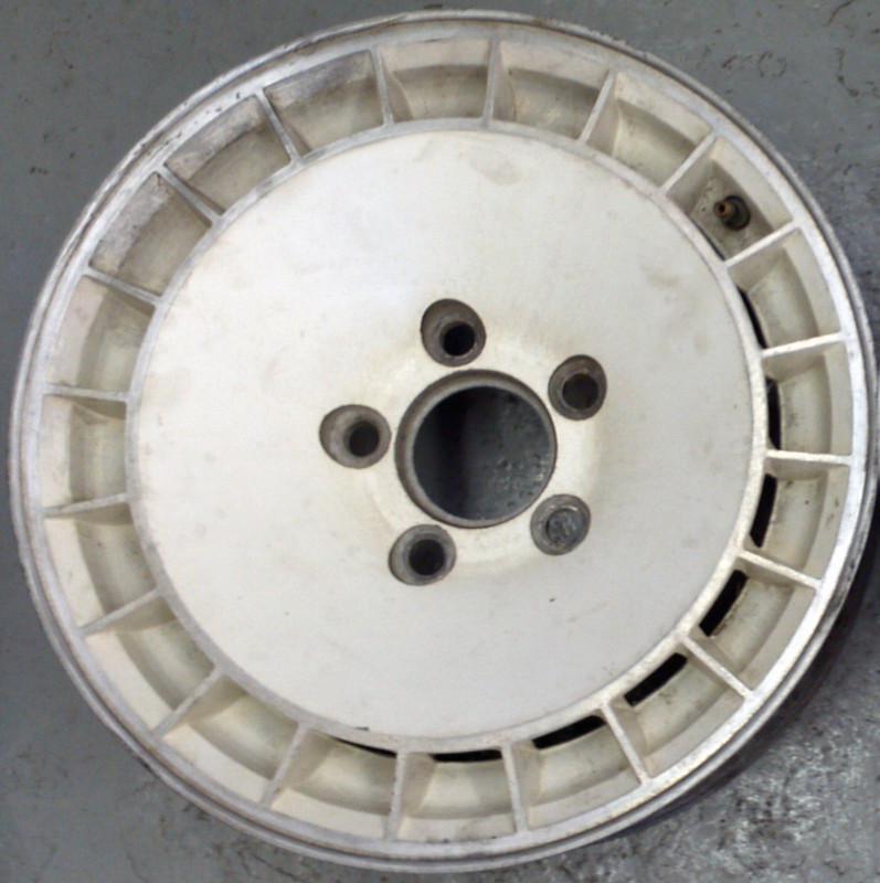 1981 trans am turbo 15" x 7" indy pace car white alloy mag rim