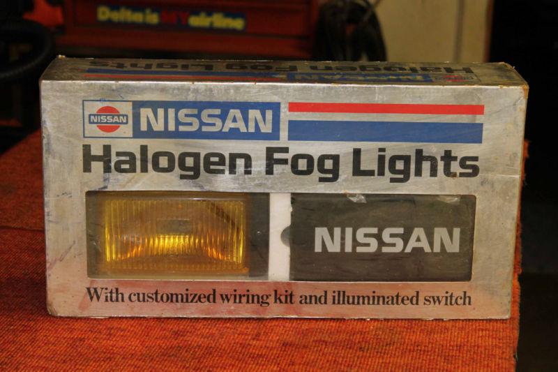 Bosch rare nissan fog lights sentra pulsar nx stanza 200 sx maxima 280zx datsun 