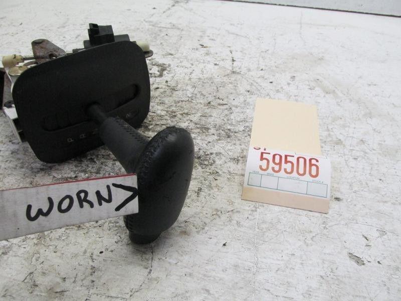 1999 saturn sc2 3dr automatic a/t gear shift trim knob shifter oem 18676