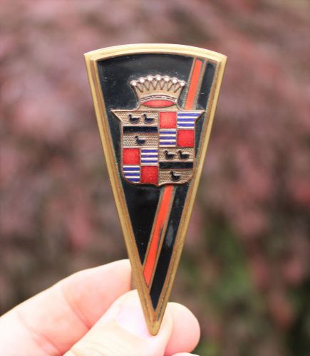1936 cadillac trunk emblem badge