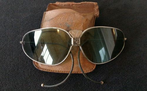 Vintage willson fold up sunglasses /goggles original leather case