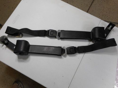 1979-86 ford mustang front black retractable seat lap belts