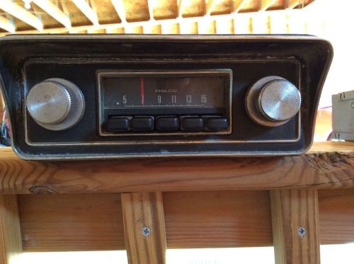 Vintage ford philco am push button car radio truck 1970s original mercury nice