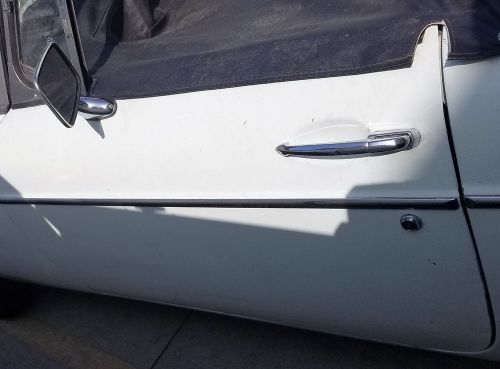 1975 mgb mg b left door assembly complete