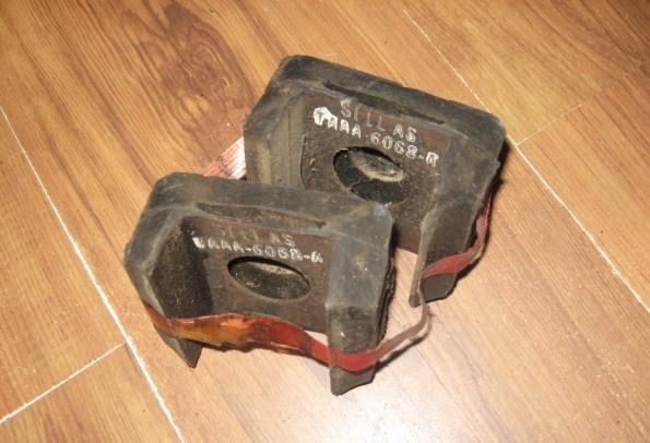 Nos 1953 - 1956 ford truck transmission mount upper set of 2 taaa-6068-a fomoco 