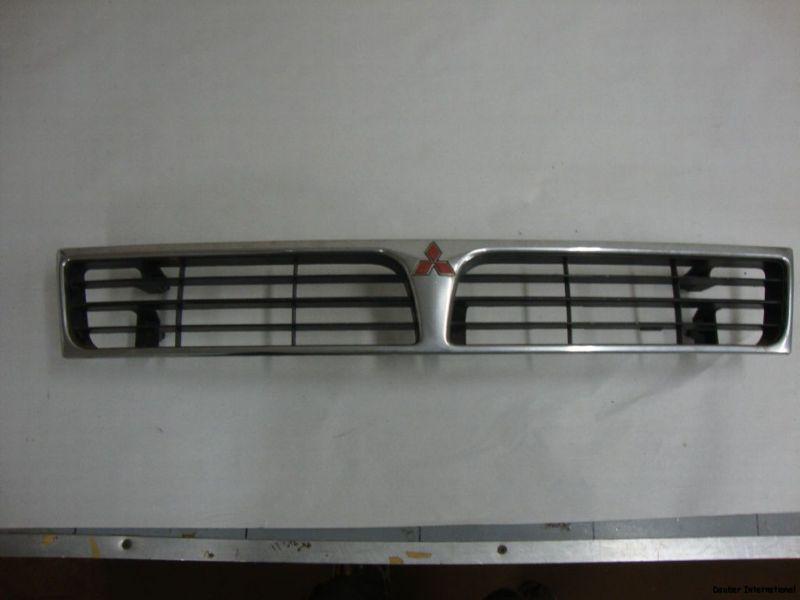 91 92 mitsubishi mirage front grille chrome oem