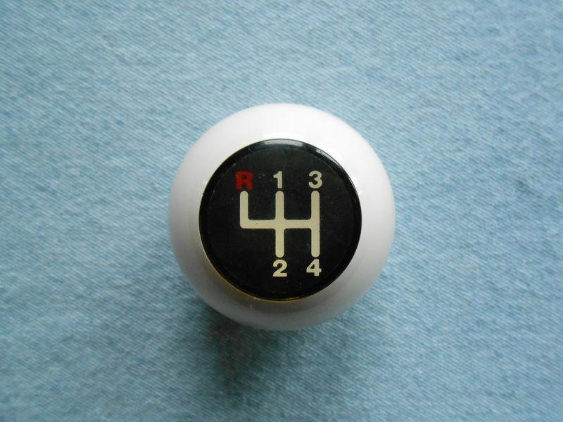 Vintage shifter knob perfect condtion white with black face