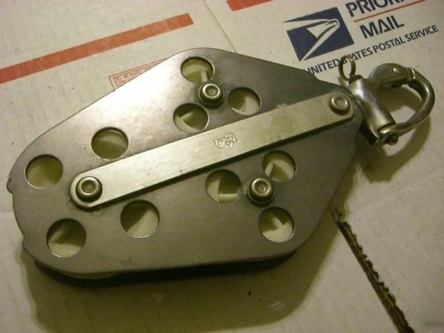 Schaefer aluminum large 2 3/8" sheave swivel double fiddle block w/snap shackle