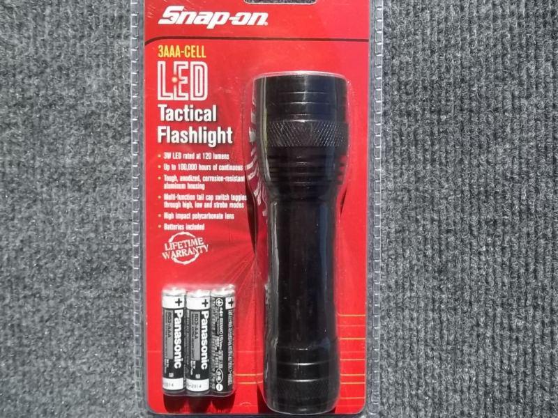 Snap-on led flashlight 120 lumens  brand new sealed -  3aaa  - aluminum