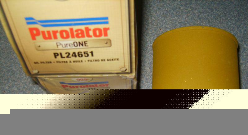 Purolator pl24651 engine oil filter nib  (box is a little beaten up)