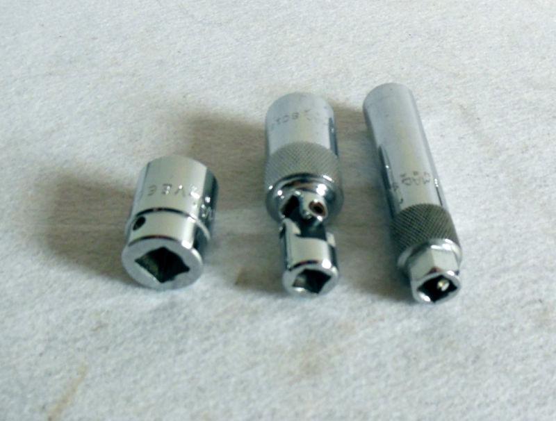 (3) mac sockets, 5/8" and 13/16", 1-std and 2-spark plug sizes, very nice