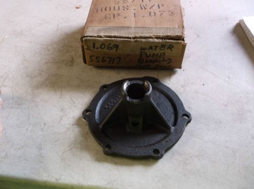 Nos 1949 1950 gm gmc truck oldsmobile water pump housing  555717   8 cyl