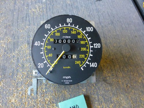 1977-1985 mercedes w123 oem 140mph speedometer   #140
