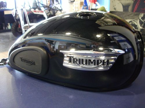 Triumph thruxton 900 efi gas tank mettallic black