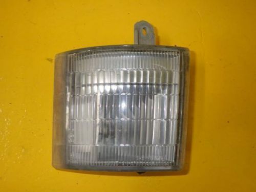 Mitsubishi canter 1999 right clearance lamp [4111000]