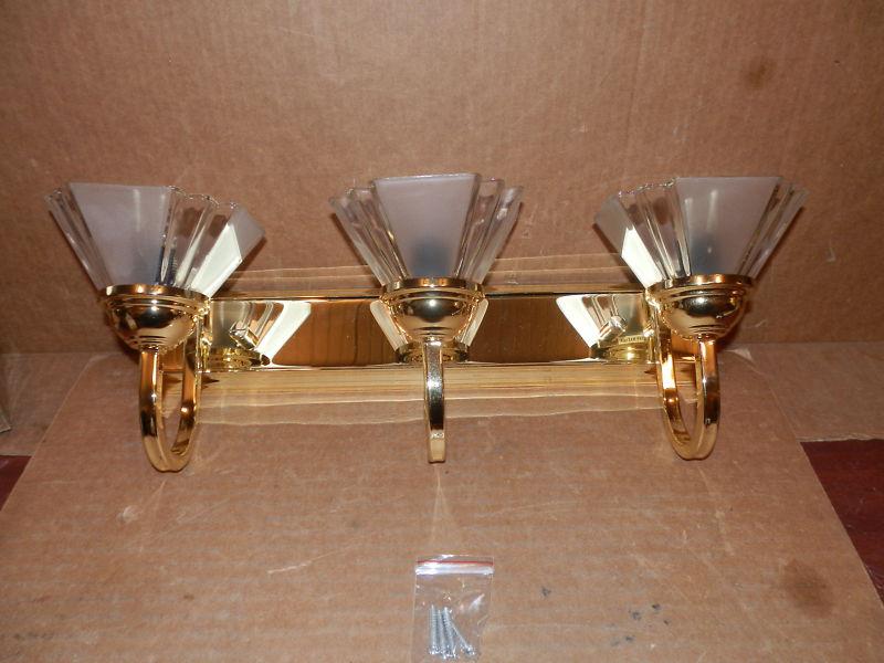 12 volt 3 tier wall mount light with clear covers polish brass 