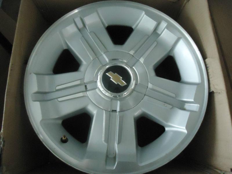 18 inch chevrolet silverado z71 oem factory avalanche tahoe ltz wheel rim 6 lug.