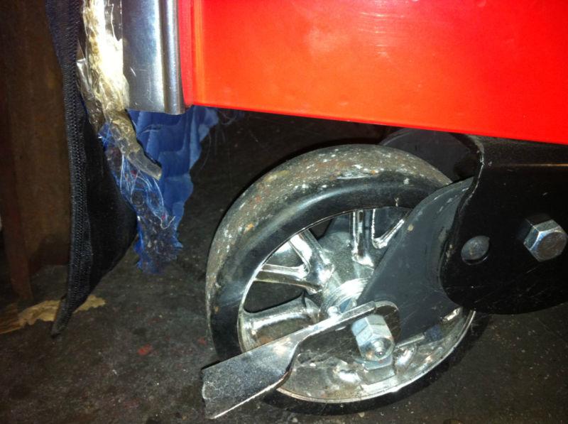 Snap On Red Epiq Triple Bank Tool Box, Hutch, Stainless Top & Locker , US $21,000.00, image 11