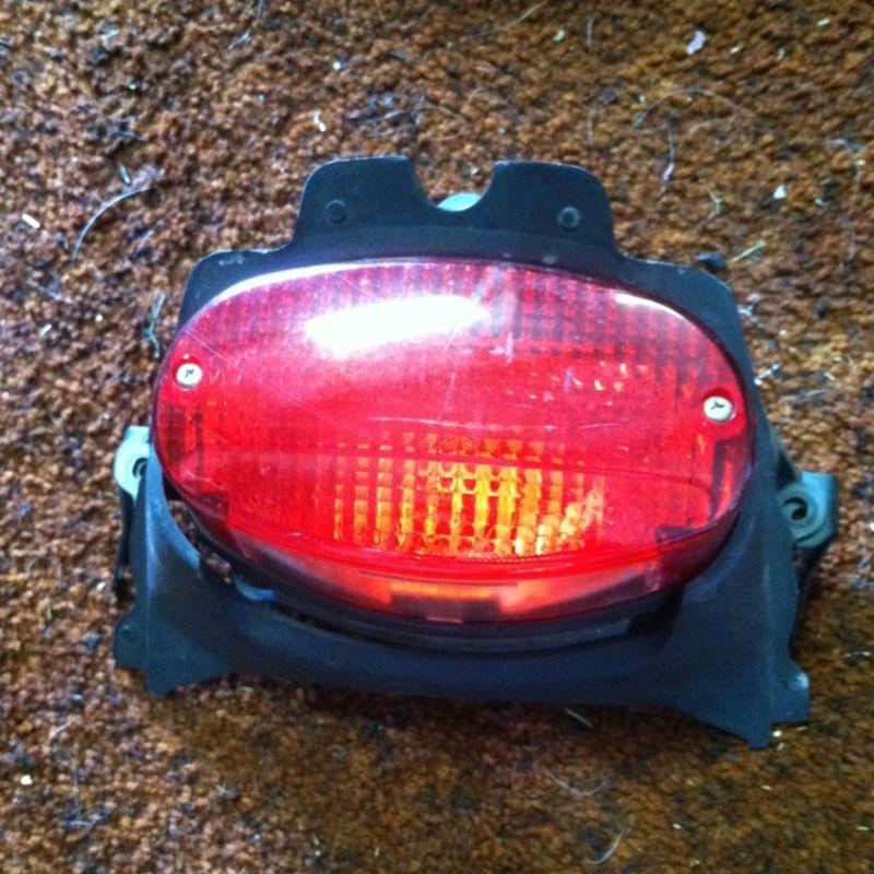 1998-2007 yzf600r thundercat tailight with bulbs wires and shroud