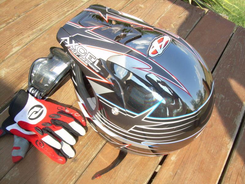 Used answer extra large racing helmet in very nice condition