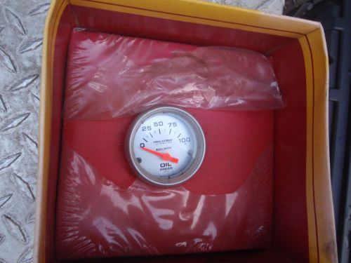 Auto meter #4327 oil pressure gauge *free shipping in the usa*