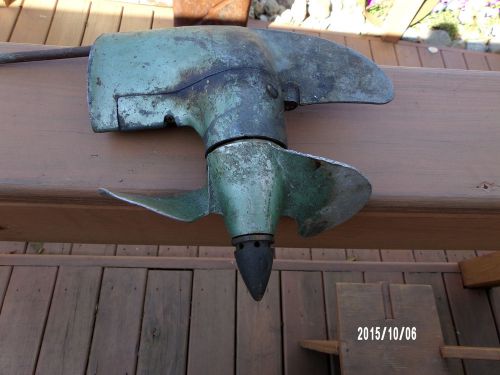 Outboard motor lower unit with propeller johnson evinrude sea horse